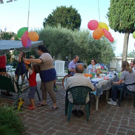 فيلا Il Casolare Mombaroccio المظهر الخارجي الصورة